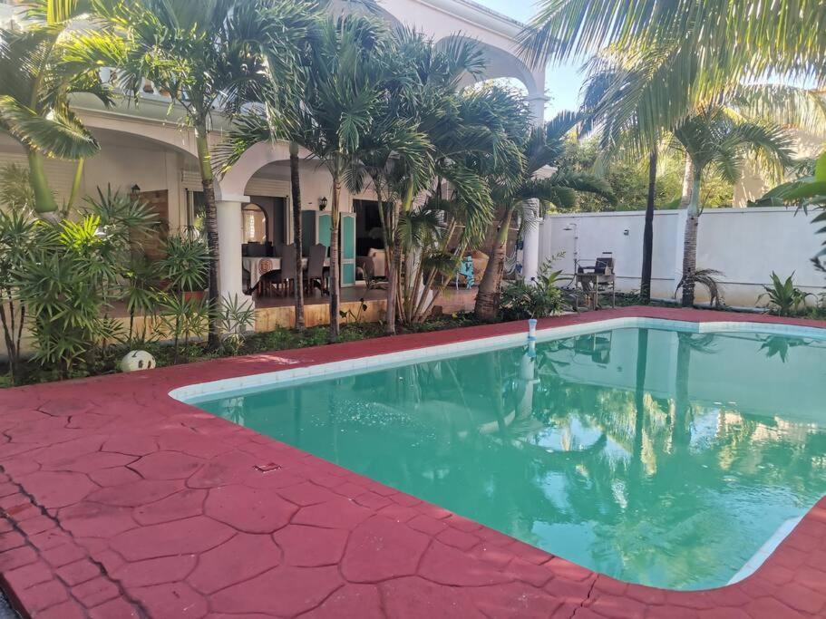 דירות Rivière Noire Artists House Family Unit מראה חיצוני תמונה